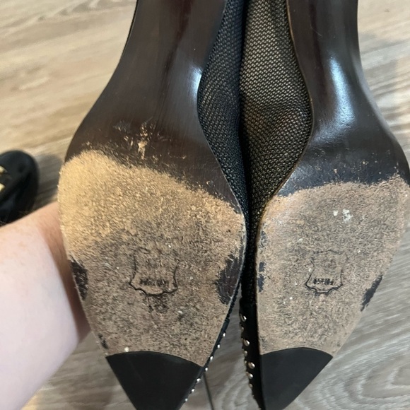 Stuart Weitzman Womens Black Leather Studded Pointy Toe Heels Size 8.5 M - Picture 5 of 8